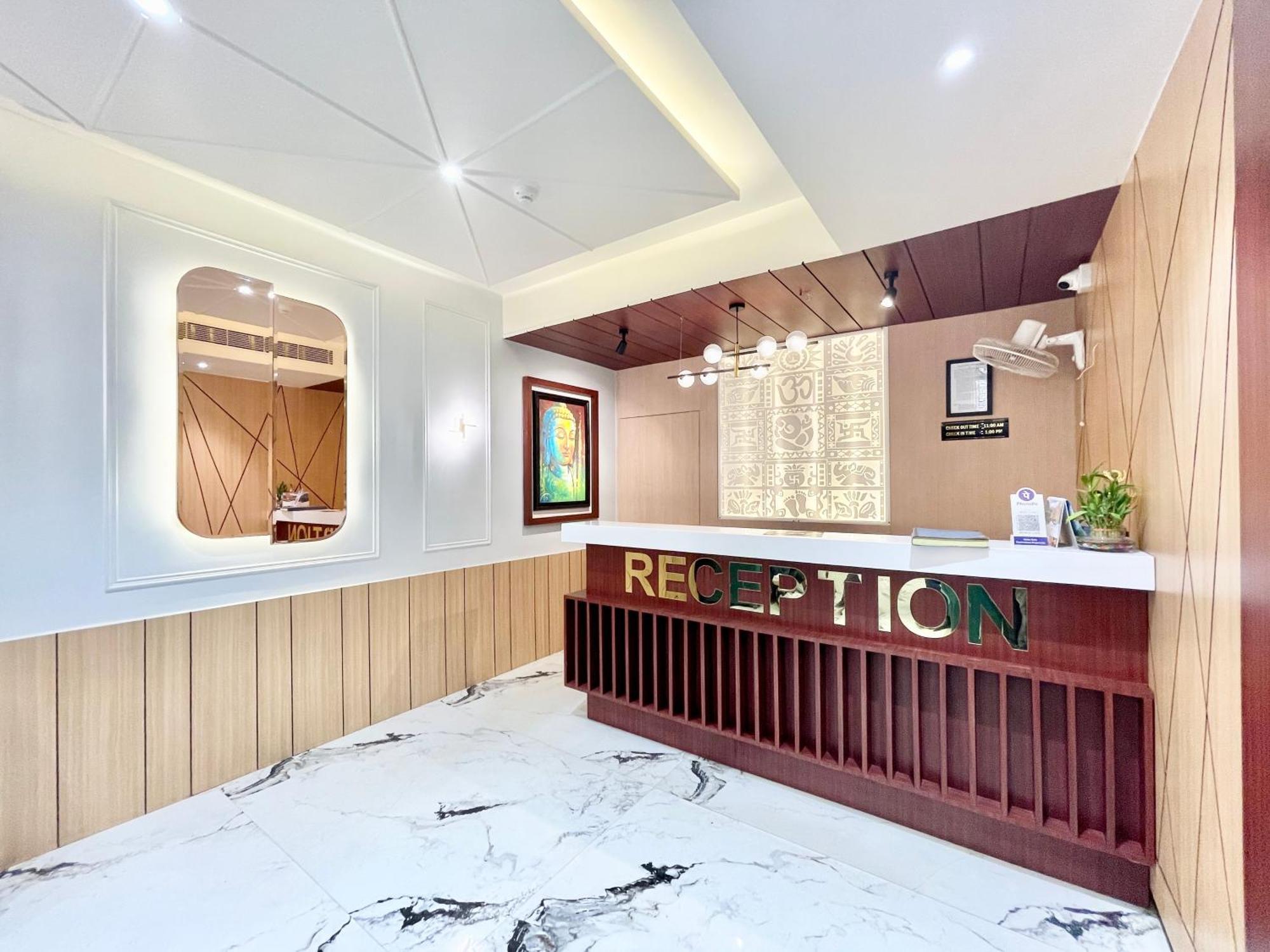 Hotel Vedangam Inn ! Varanasi - Foreigner'S Choice ! Fully Air-Conditioned Hotel With Parking Availability, Near Kashi Vishwanath Temple, And Ganga Ghat Exterior photo